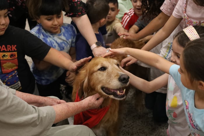Therapy Dog Brings Joy to Countrywood for Mental Health Awareness Month Featured Image